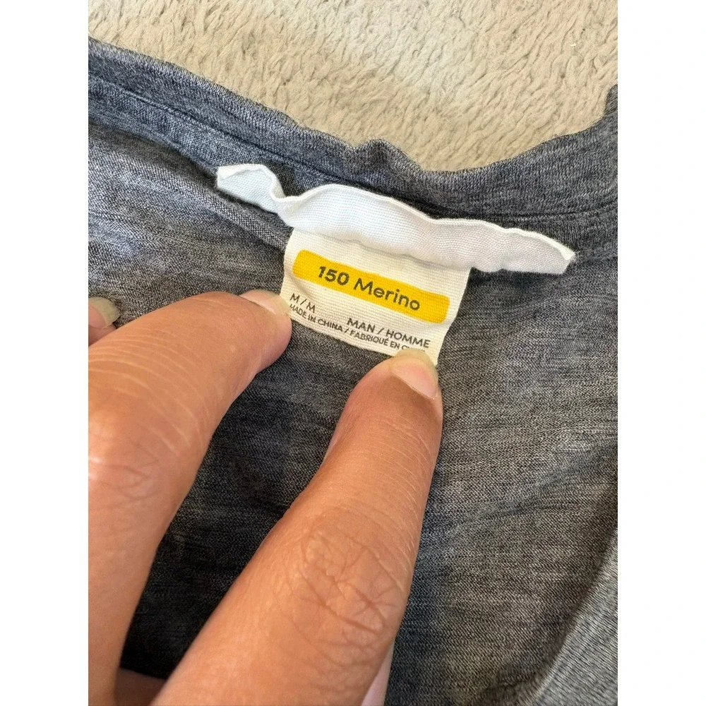 Icebreaker Mens 150 Merino Wool Tech Lite II Mountain Lake Tee Gray Sz M FLAW